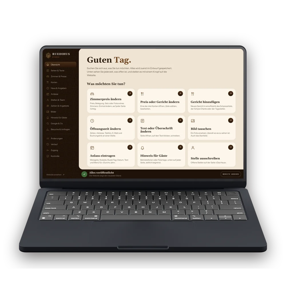 Ein Laptop mit dem Studio des Ruedihus